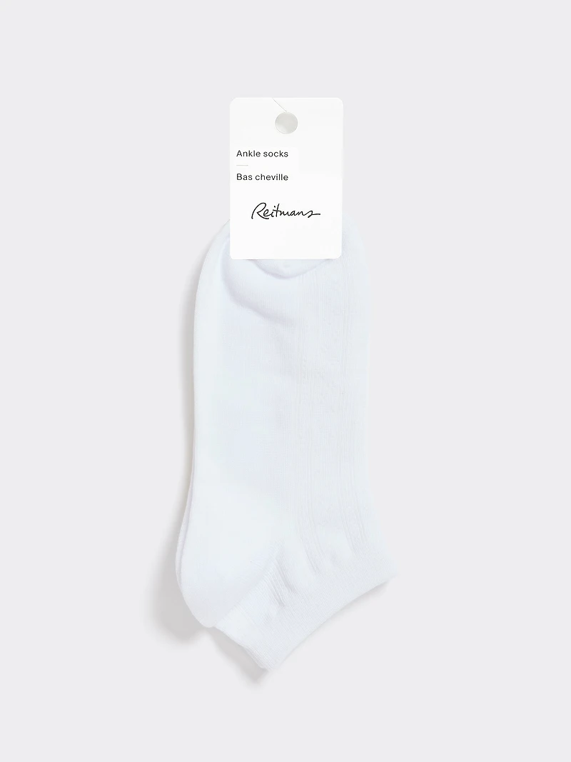 Anklet Socks with Pointelle Stitches