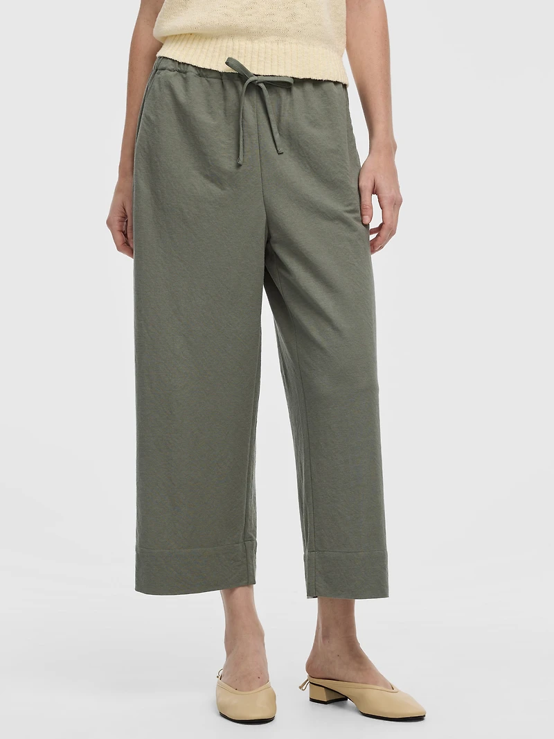 Pantalon court en tricot piqué à jambe large