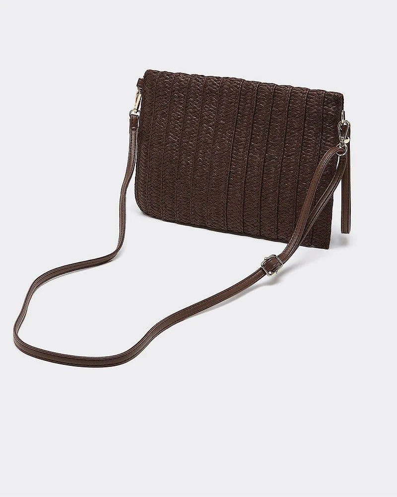 Sac à main enveloppe en paille