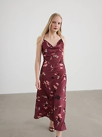 Robe maxi sans manches à col drapé