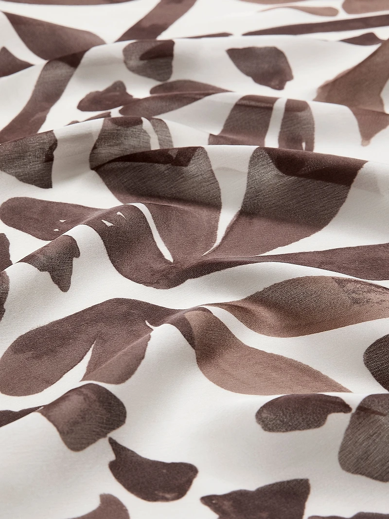 Square Scarf with Foliage Pattern