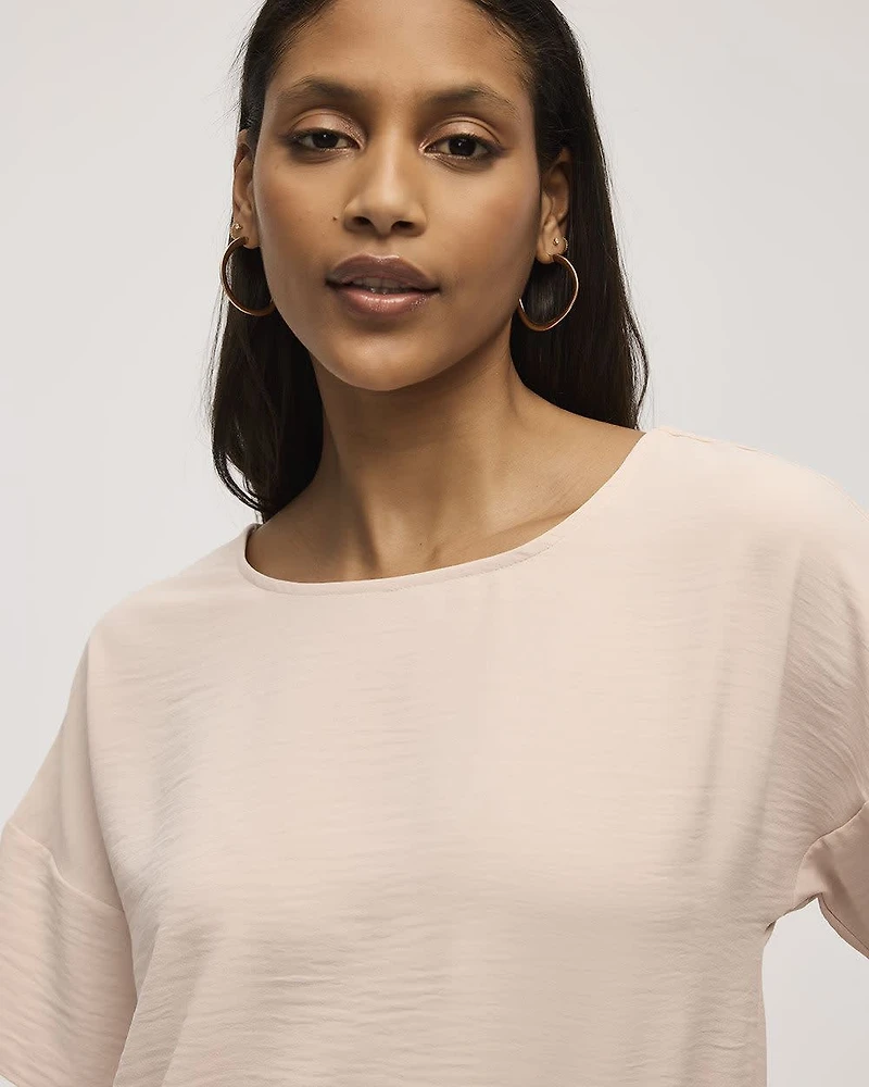 Short-Sleeve Crew-Neck T-Shirt Blouse