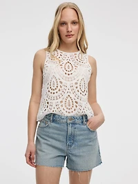 Camisole crochetée à col rond