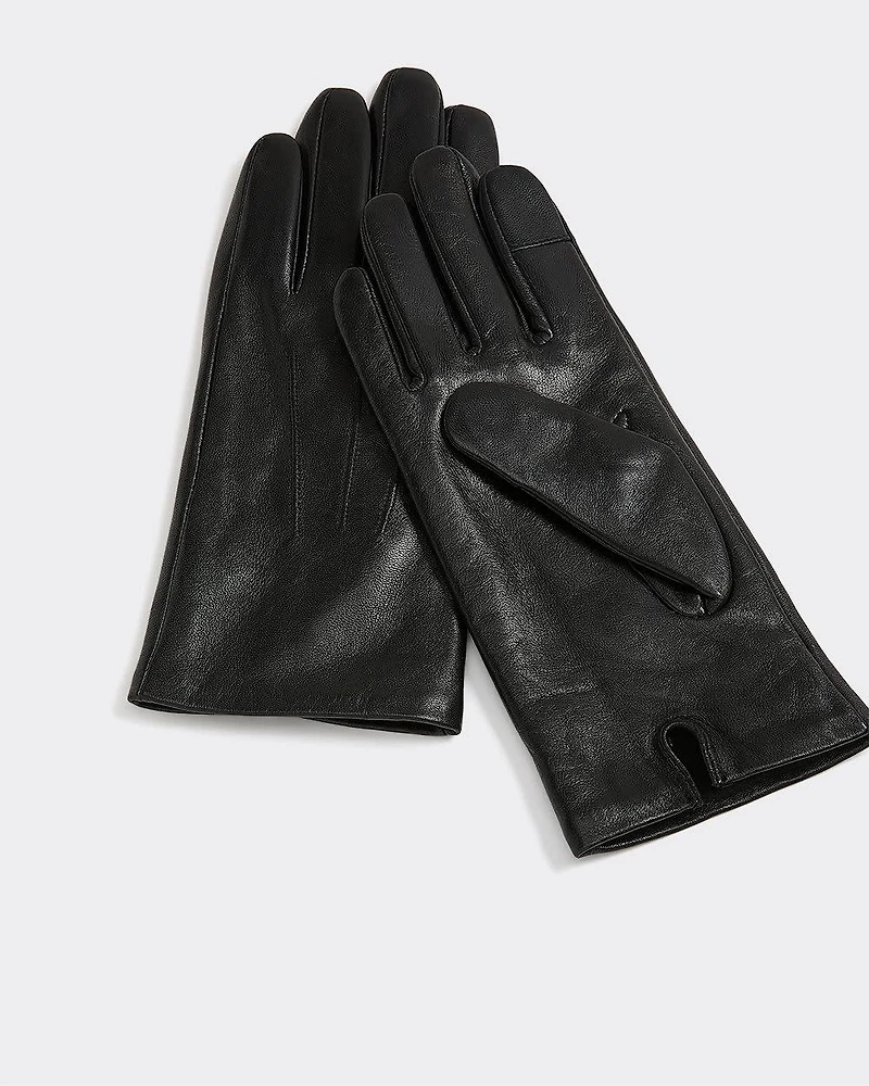 Tech-Friendly Leather Gloves