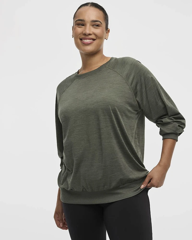 Long-Sleeve Crew-Neck Pullover - Dry-Lux (R) Hyba Essentials