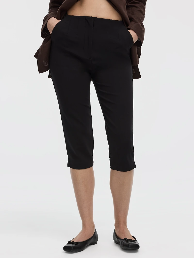 Pantalon capri à taille haute et jambe étroite