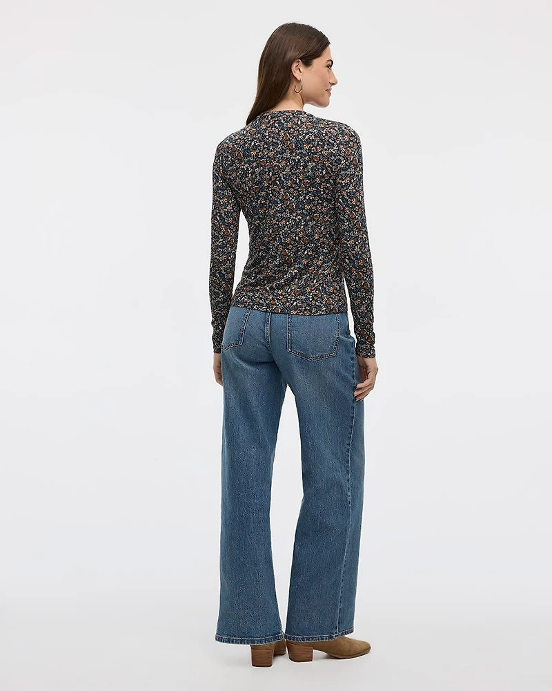 Long-Sleeve Crew-Neck Tee - R Essentials