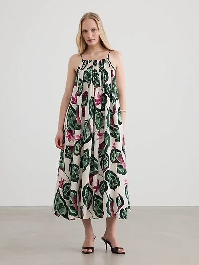 Robe maxi sans manches à col carré