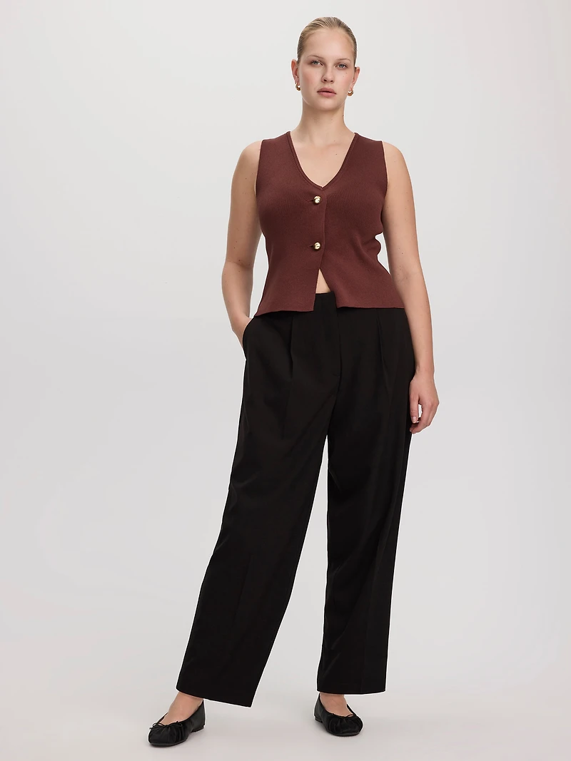 Veste en tricot sans manches à col V