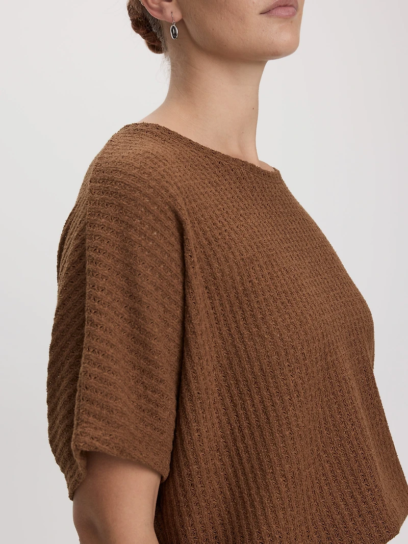 Short-Sleeve Crew-Neck T-Shirt with Pointelle Stitches