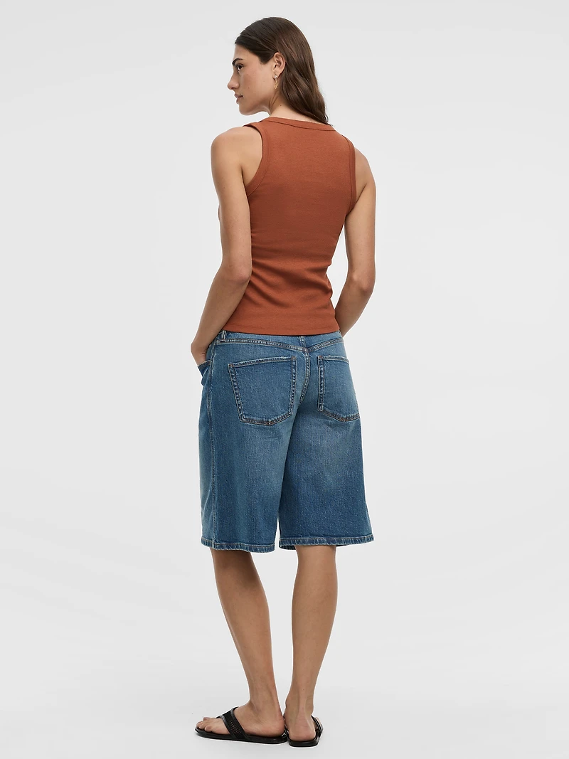 Scoop-Neck Ribbed Tank