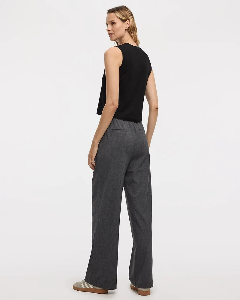 Sleeveless Crew-Neck Top