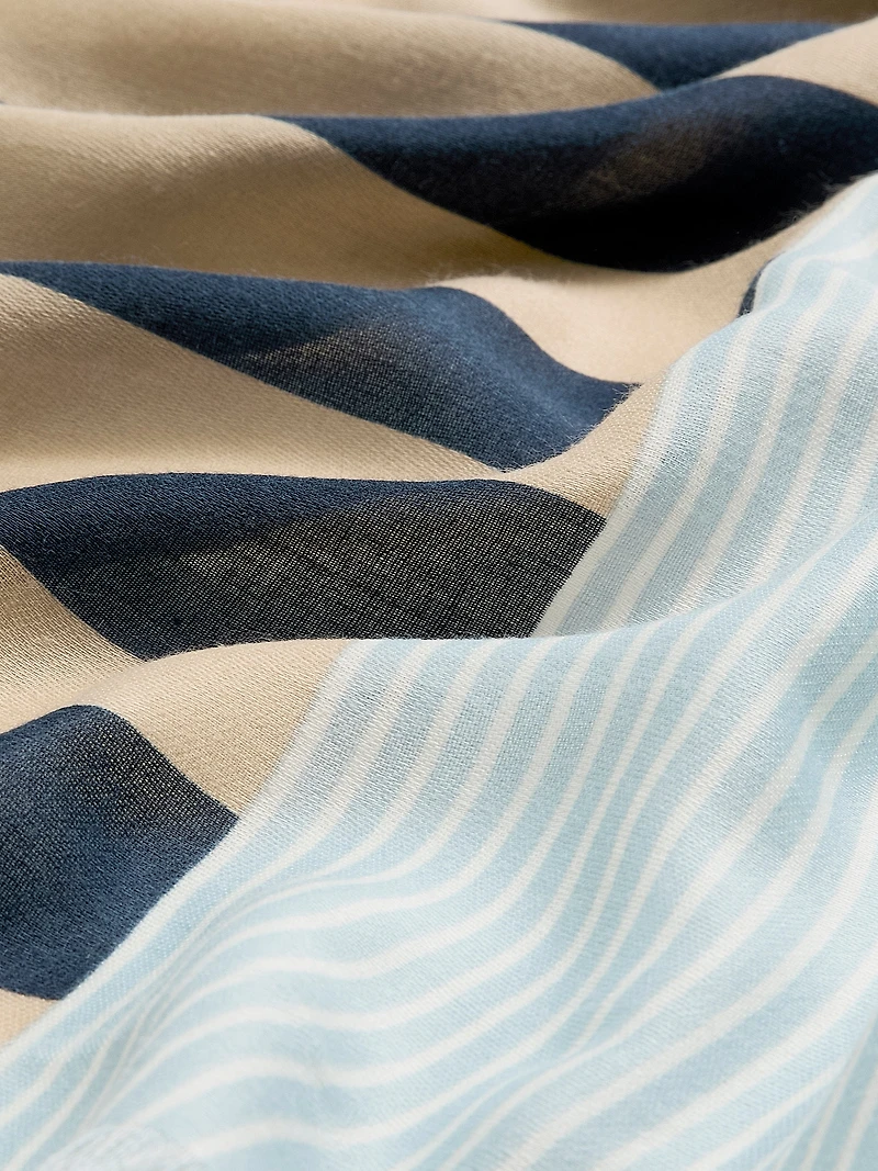 Foulard oblong à rayures