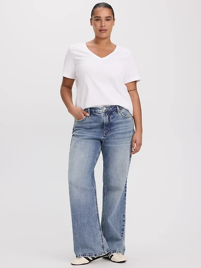 Flare-Leg Mid-Rise Jean - Curvy Fit
