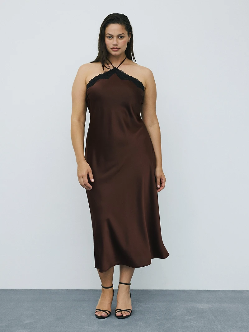 Robe cocktail maxi sans manches à col licou