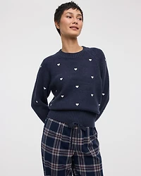 Pull à manches longues et col rond avec coeurs