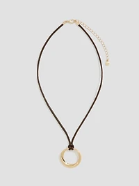 Collier en corde avec pendentif