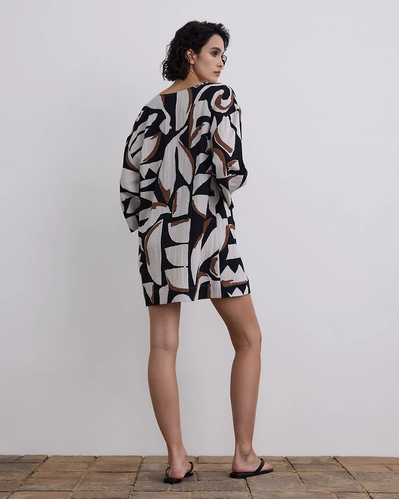 Robe ample mini à manches longues et col V