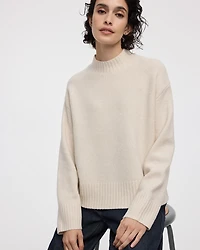 Long-Sleeve Mock-Neck Loose Pullover