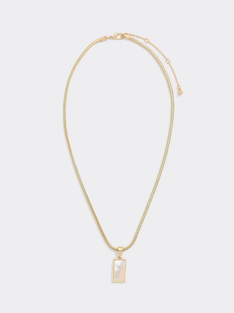 Short Necklace with Rectangle Mother-of-Pearl Pendant