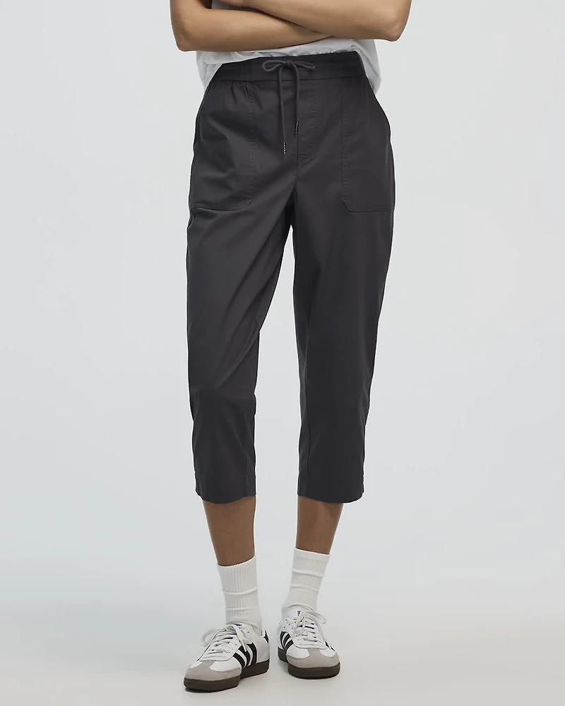 Poplin Capri Pants