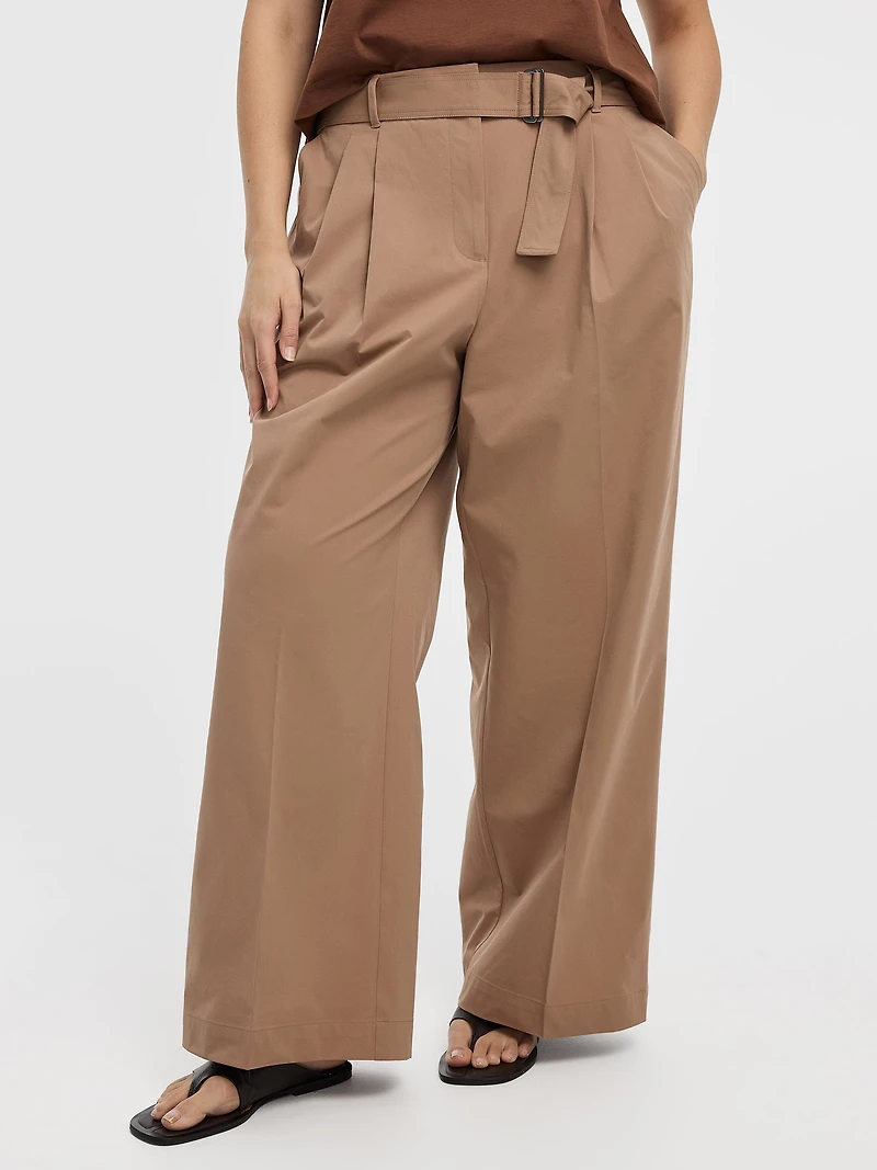 Wide-Leg Belted Pant