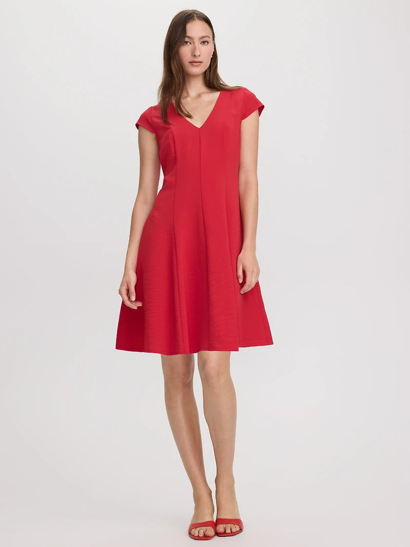 Shortsleeve V-Neck Dress