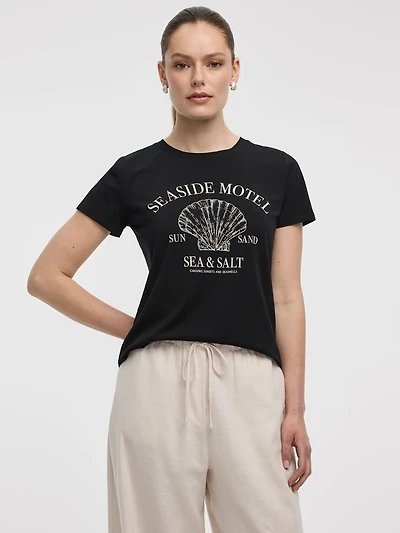 Crew-Neck Tee - R Essentials