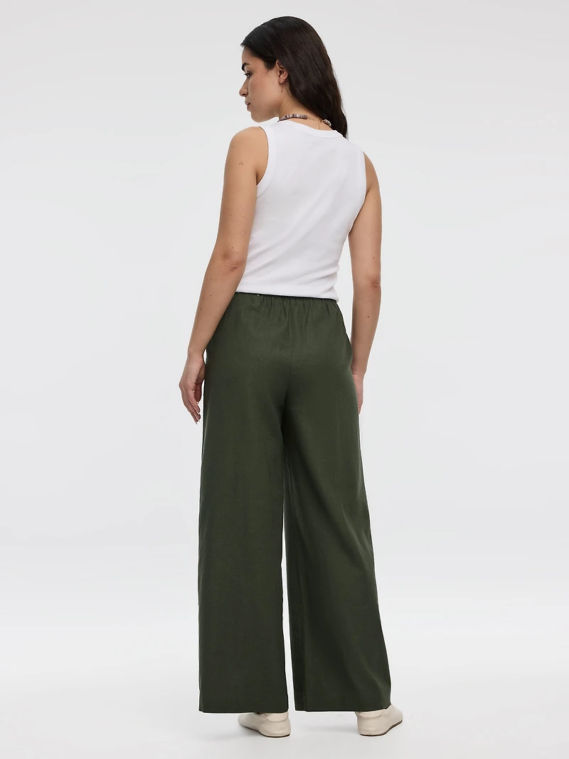 Wide-Leg Linen-Blend Pant