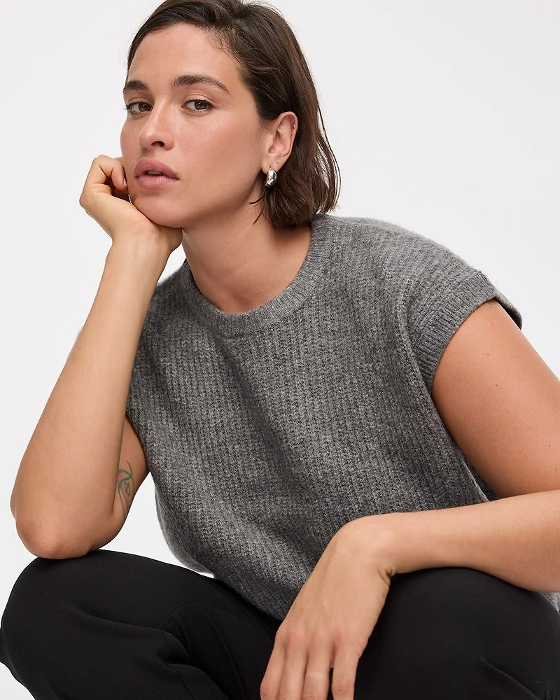 Veste en tricot sans manches à col rond