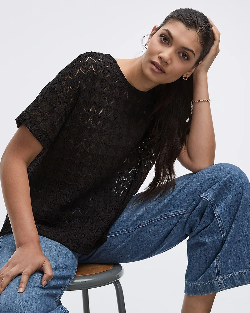 T-shirt crocheté à col rond