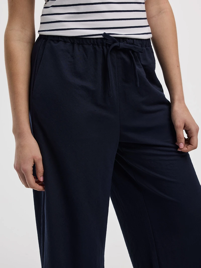 Pantalon court en tricot piqué à jambe large