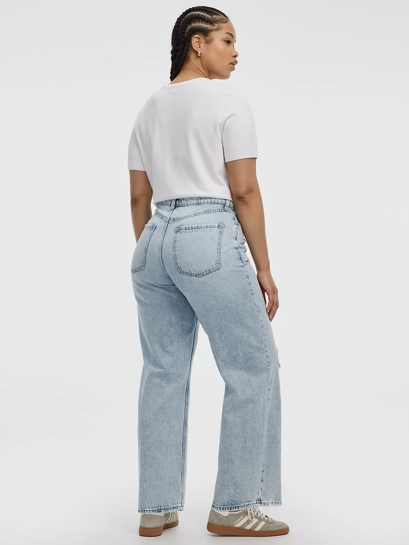 Mid-Rise Ripped Baggy Jean - Curvy Fit
