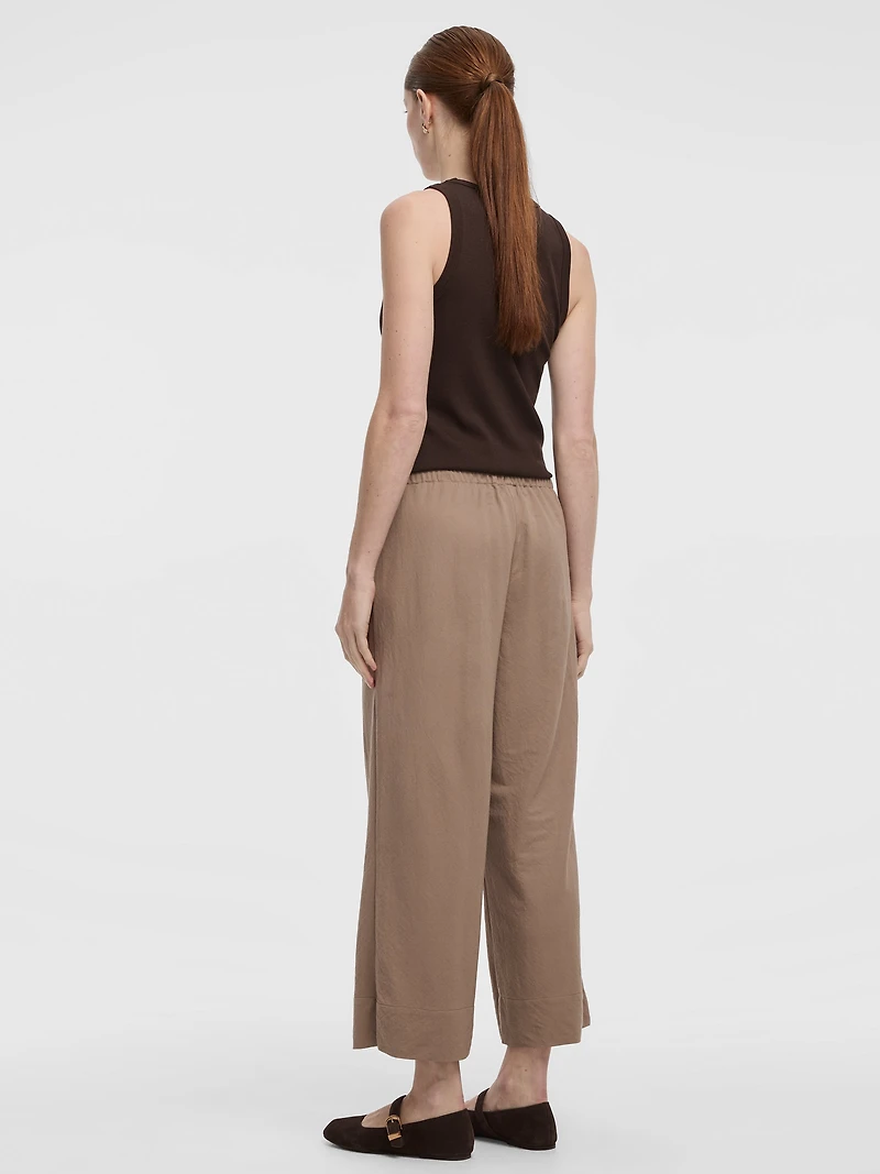 Wide-Leg Cropped Piqué Pant