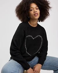 Pull à manches longues et col rond avec coeur brodé