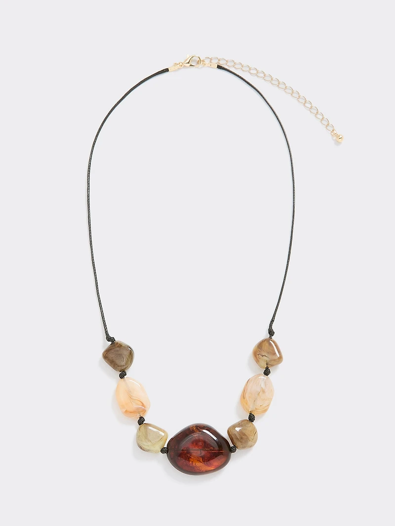 Short Necklace with Resin Stones