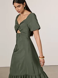 Robe maxi à manches courtes bouffantes