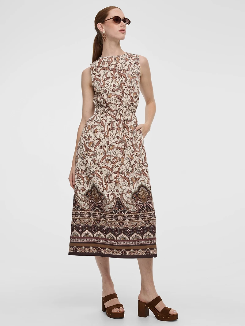 Robe maxi sans manches à col rond