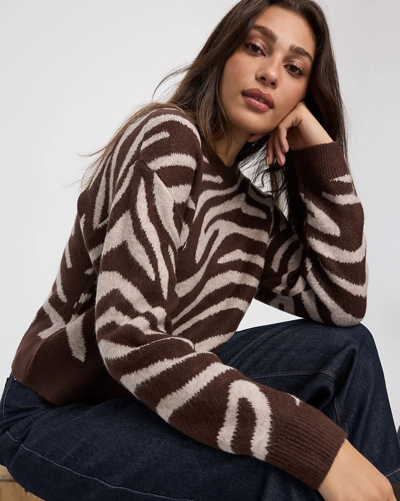 Long-Sleeve Crew-Neck Pullover