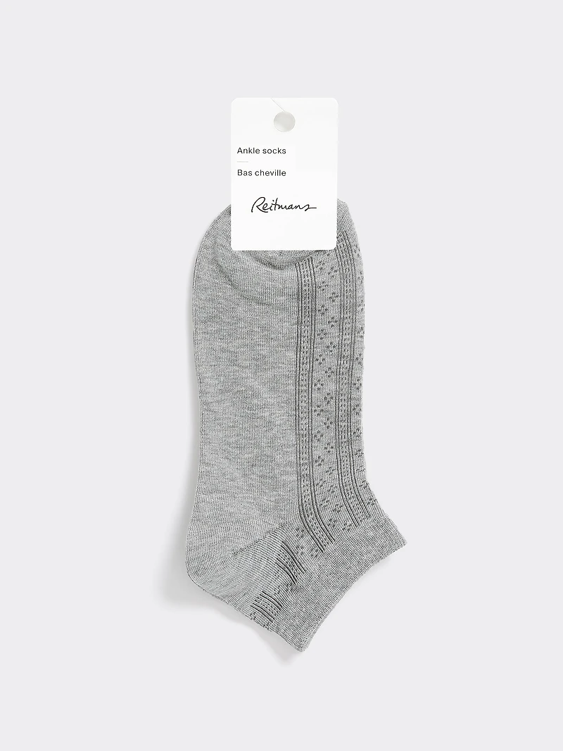 Anklet Socks with Pointelle Stitches
