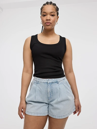 Camisole côtelée à col dégagé