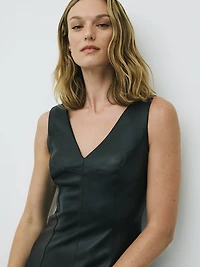 Robe courte en faux cuir