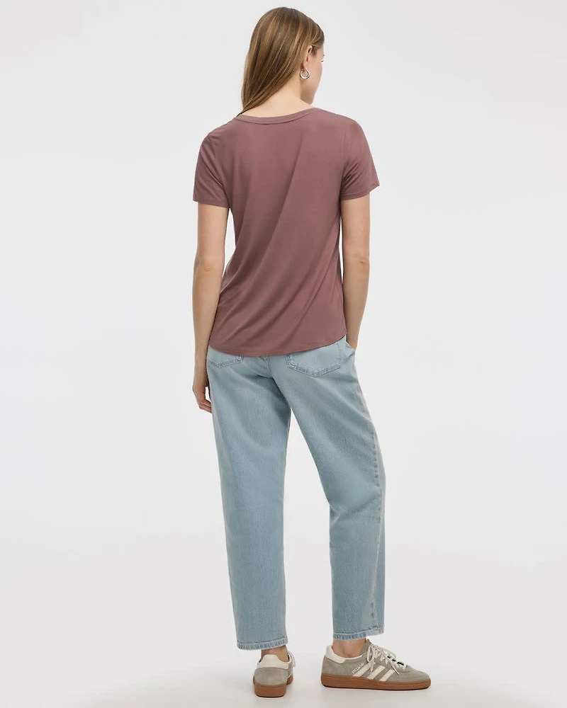 T-shirt à col V - R Essentiels