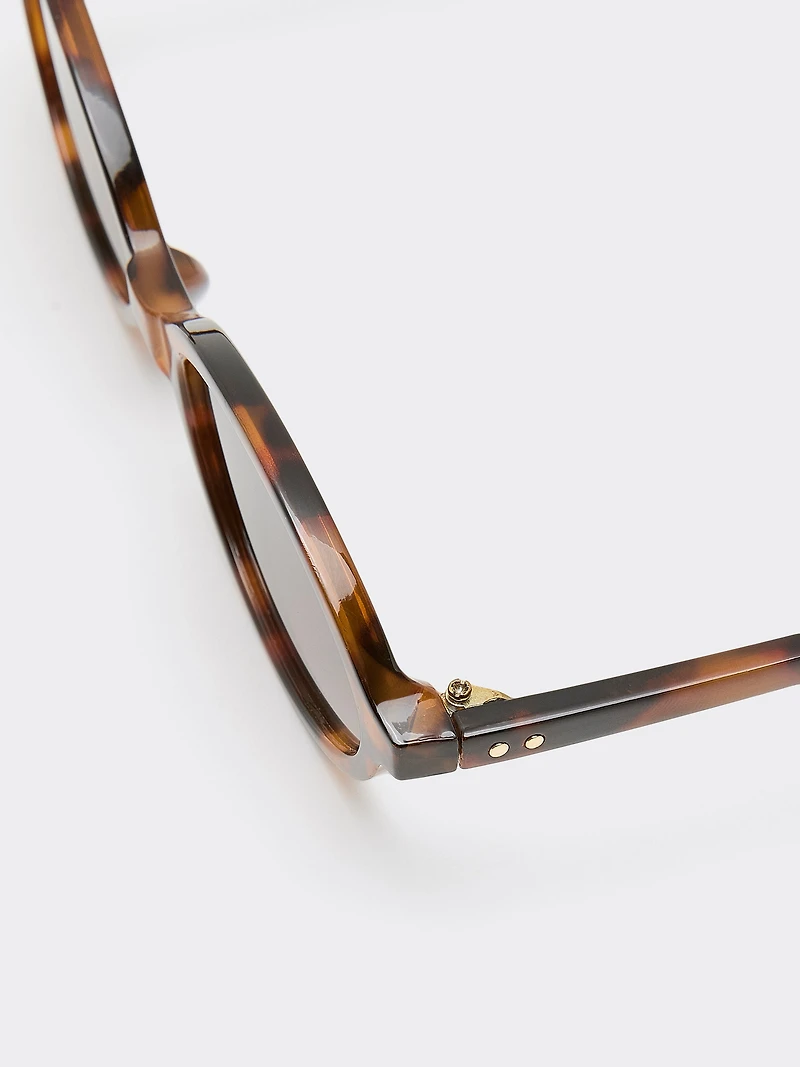 Lunettes de soleil rétro à monture ovale