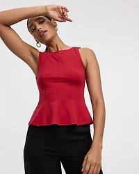 Haut péplum sans manches à col bateau