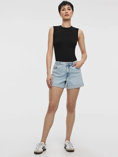 Short en jean à taille mi-haute ourlet roulé