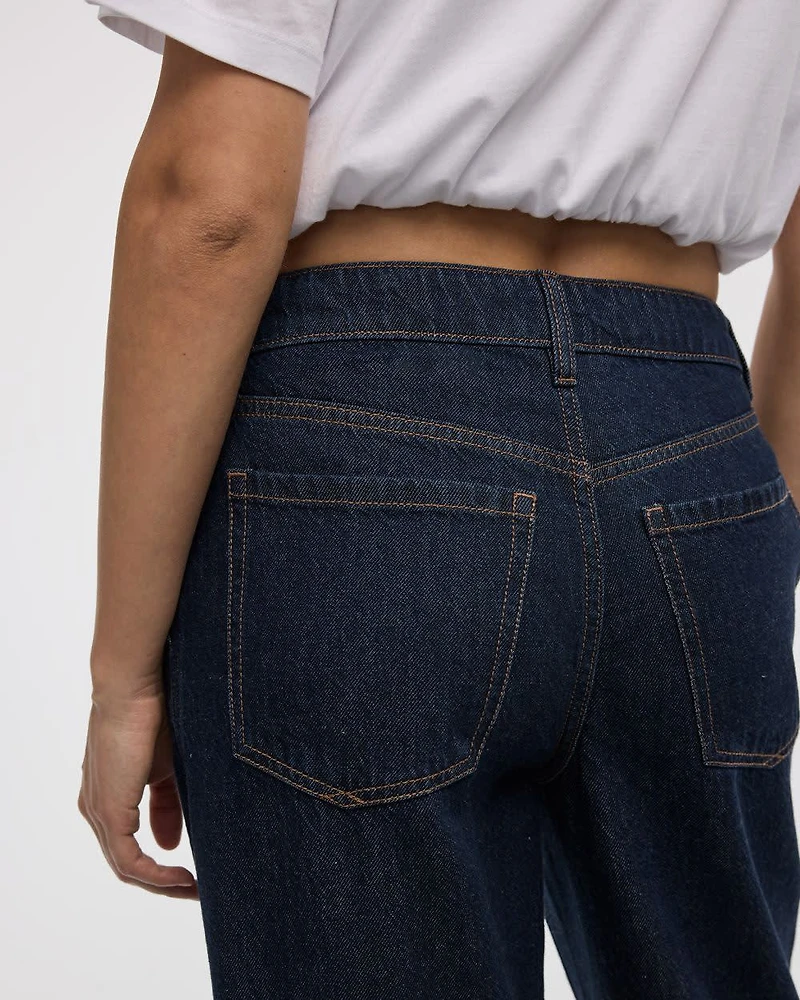 Pantalon en denim à jambe large et taille mi-haute