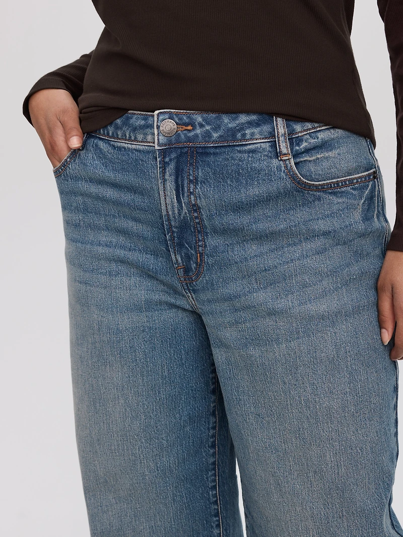 Wide-Leg Mid-Rise Jean - Curvy Fit