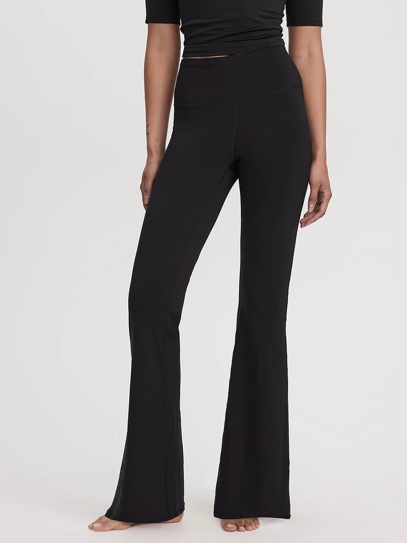 Flare-Leg Pant - PULSE (R) Hyba