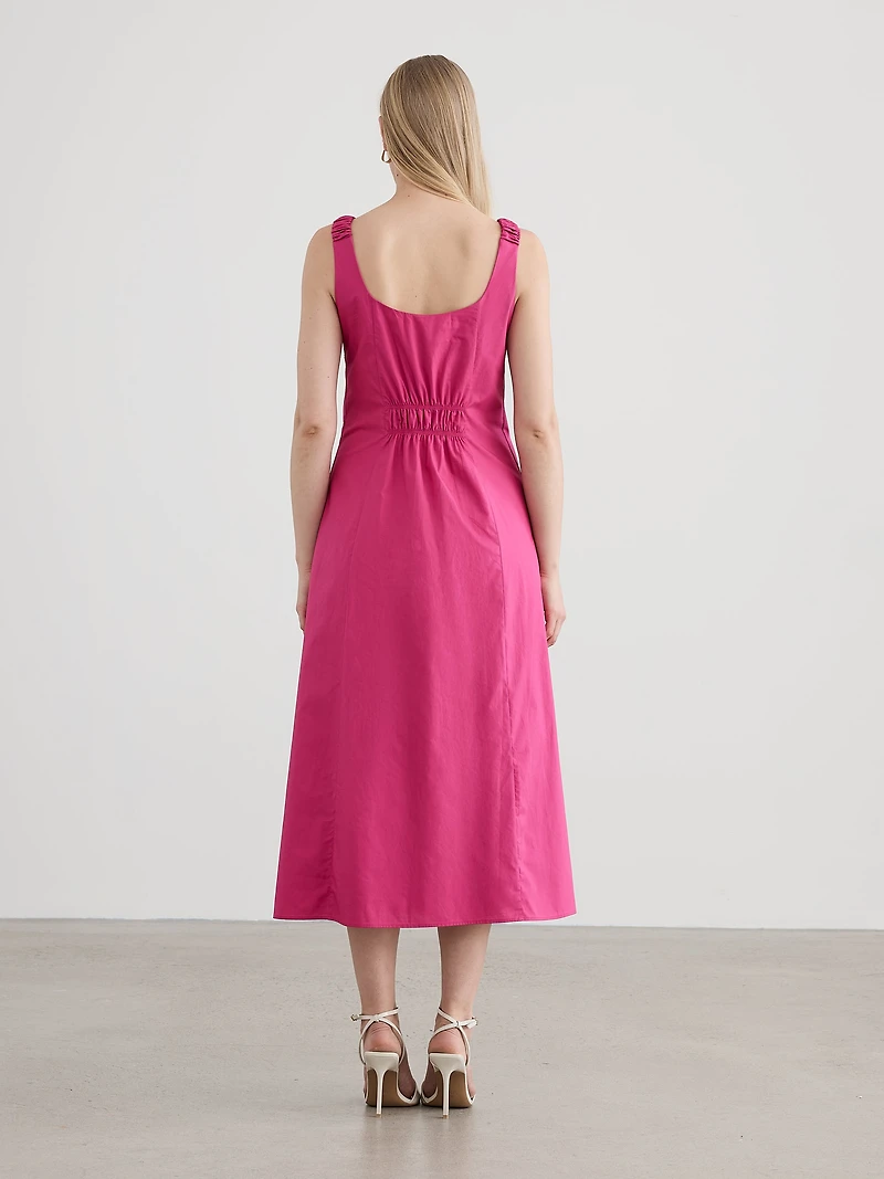 Sleeveless Boat-Neck Maxi Dress